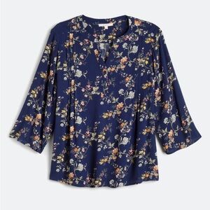 Monday Fun Kearney Floral Navy Women's Top 1x